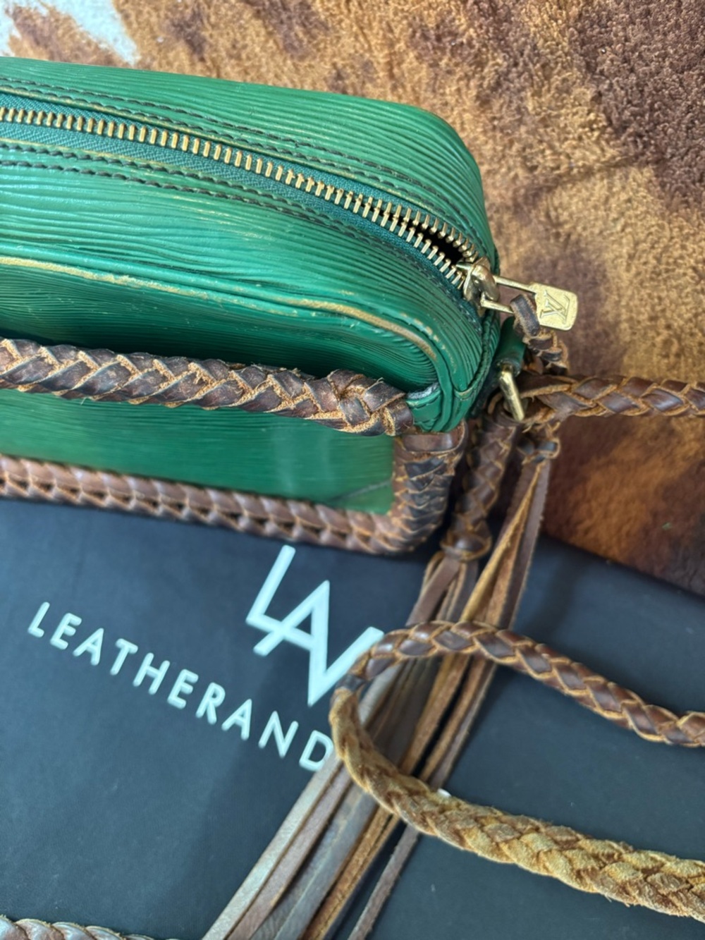 Vintage LV green epi Trocadero 27 - embellished by Leather & Vodka - Picture 5 of 5